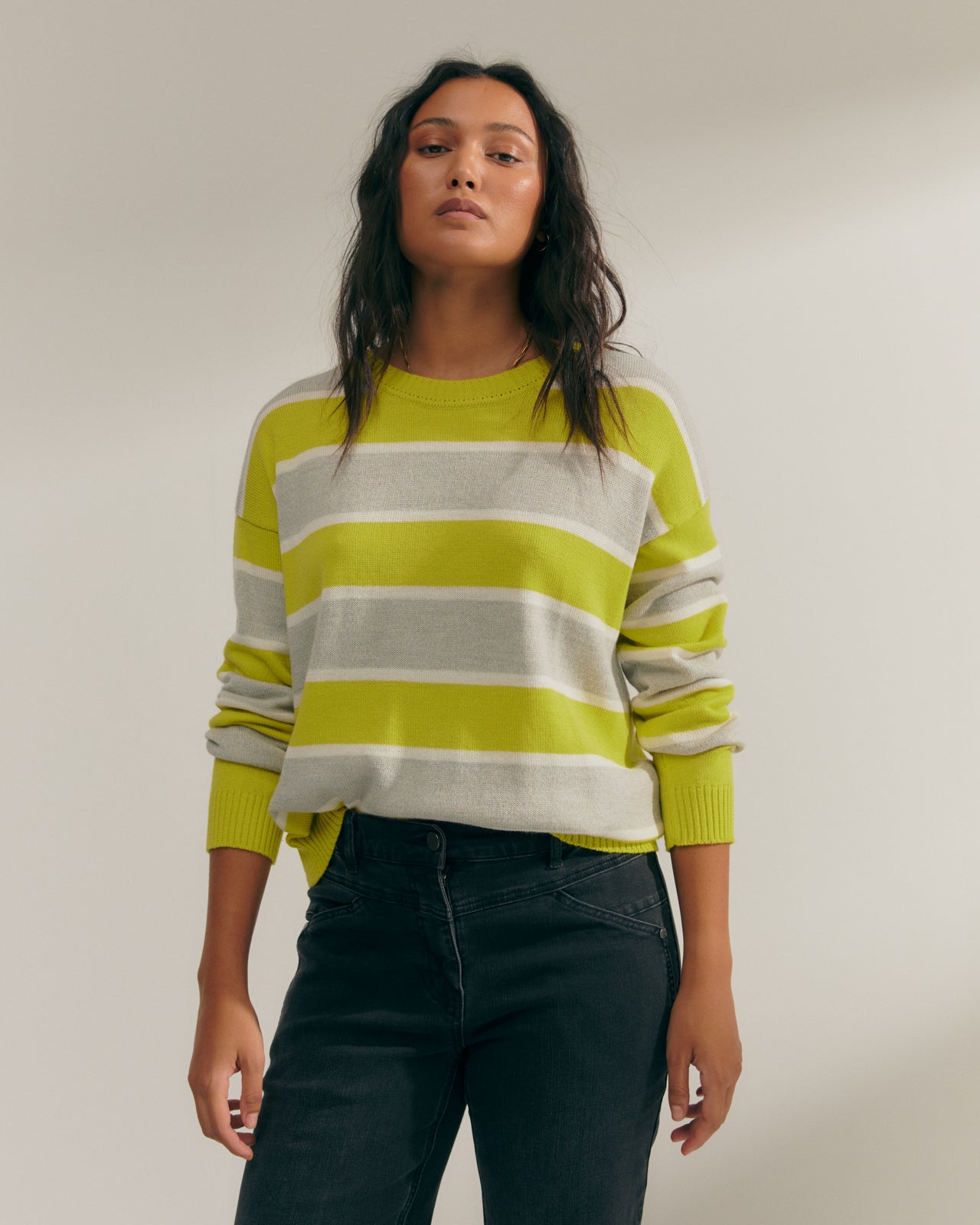 Women's striped print round neck sweater