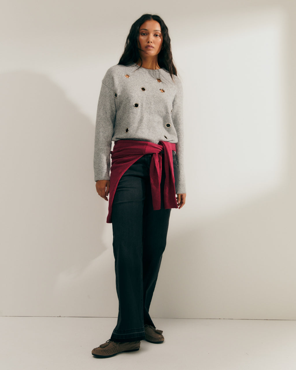 Jersey de mujer fantasía con arandelas metálicas
