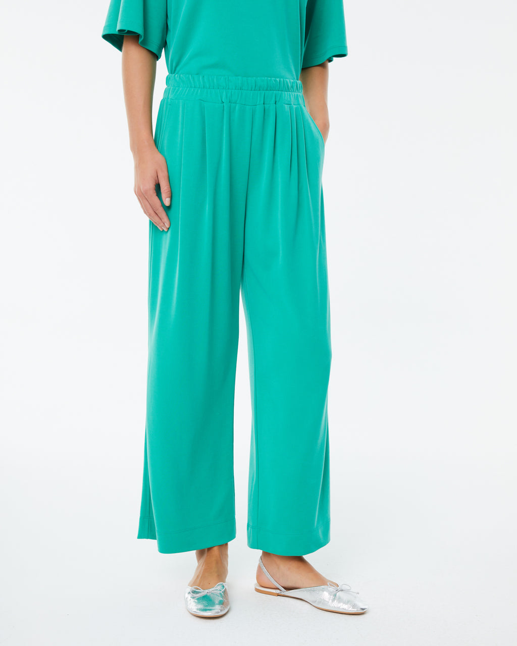 Pantalón cropped de mujer de punto con cintura elástica