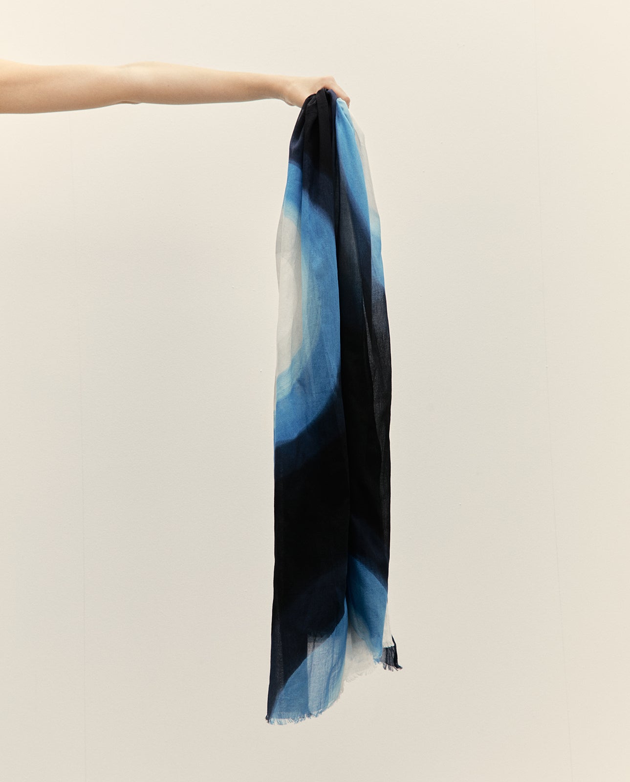 Fular en tonos azules de algodón