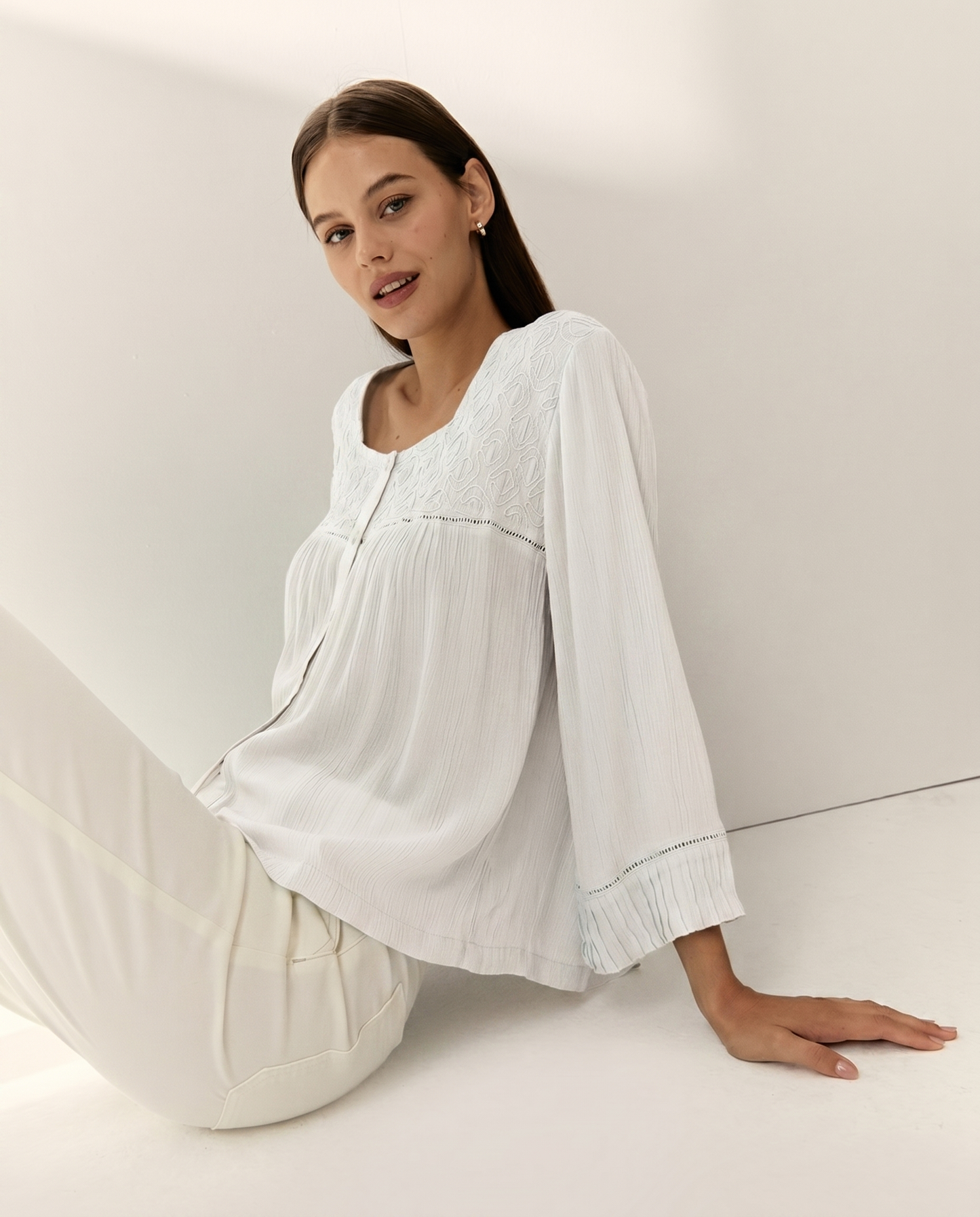 Blusa de mujer manga francesa escote cuadrado