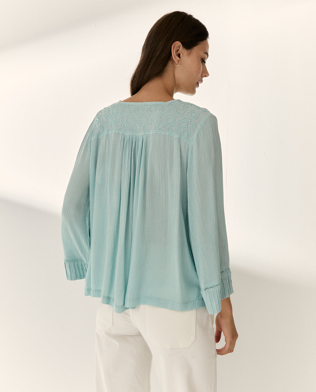 Blusa de mujer manga francesa escote cuadrado