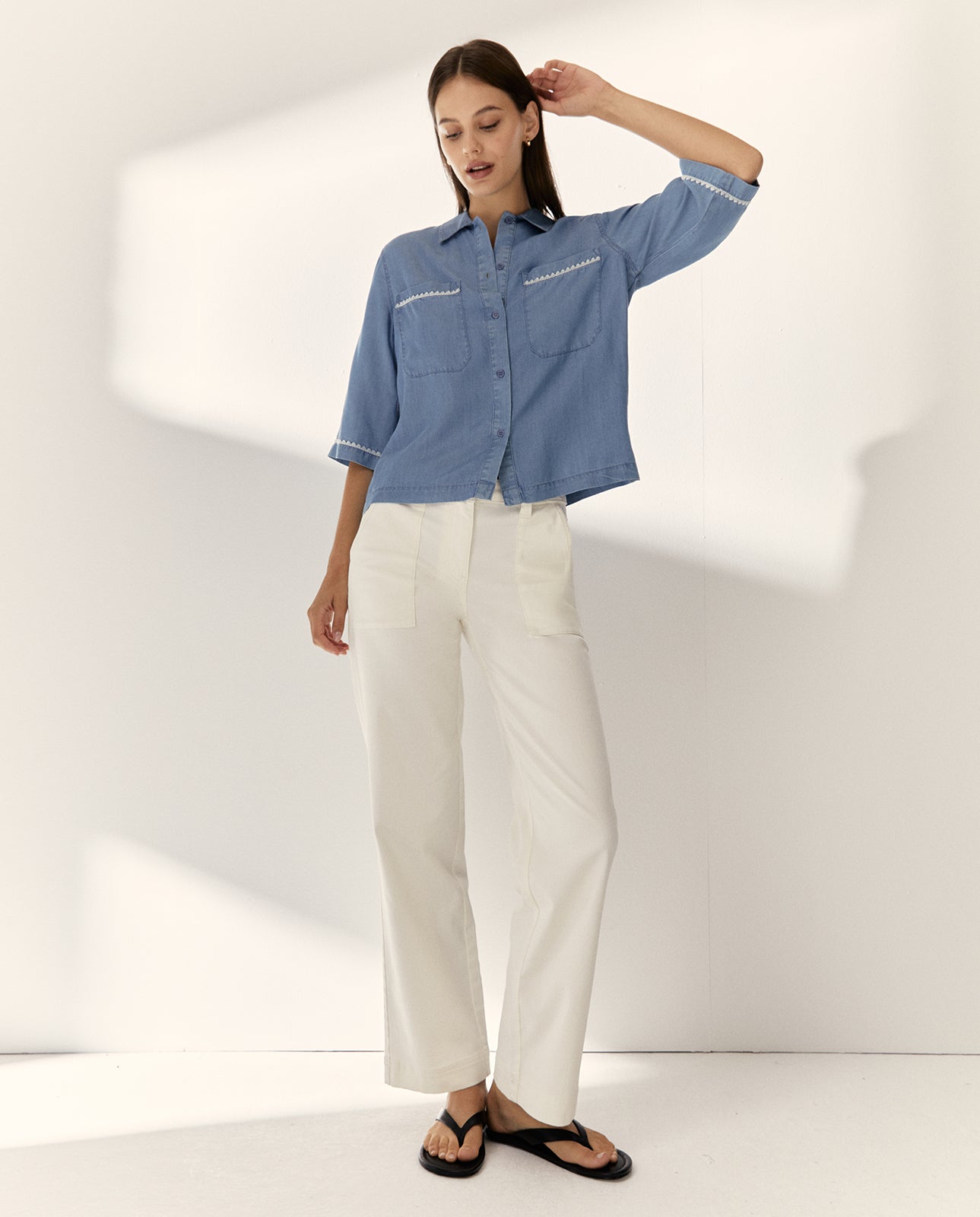 Camisa de mujer manga a codo cuello camisero