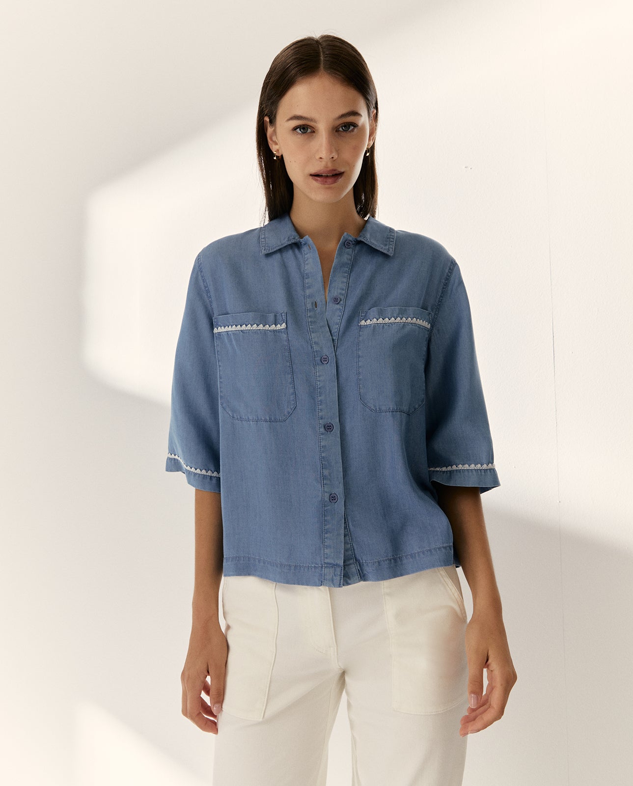 Camisa de mujer manga a codo cuello camisero