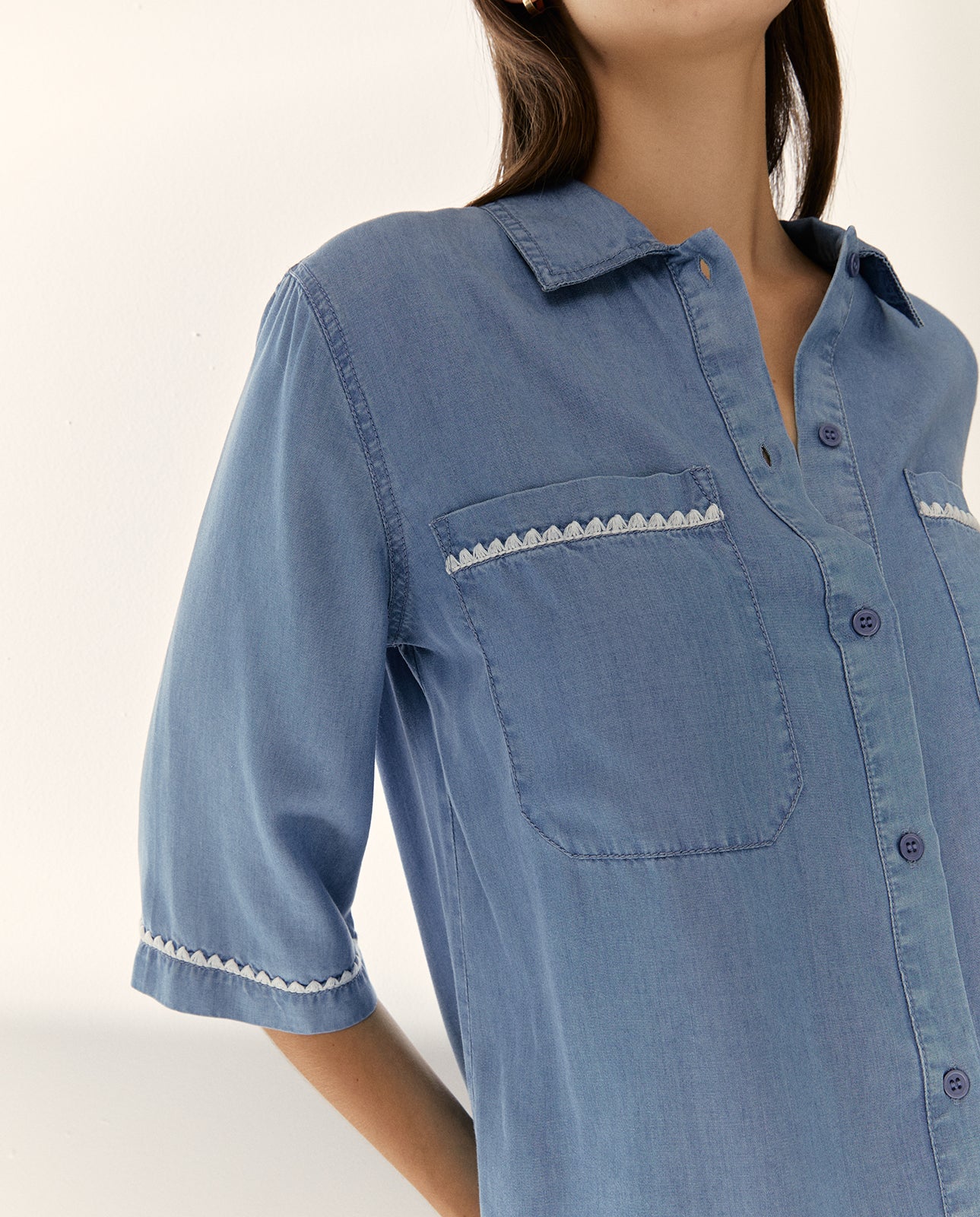 Camisa de mujer manga a codo cuello camisero