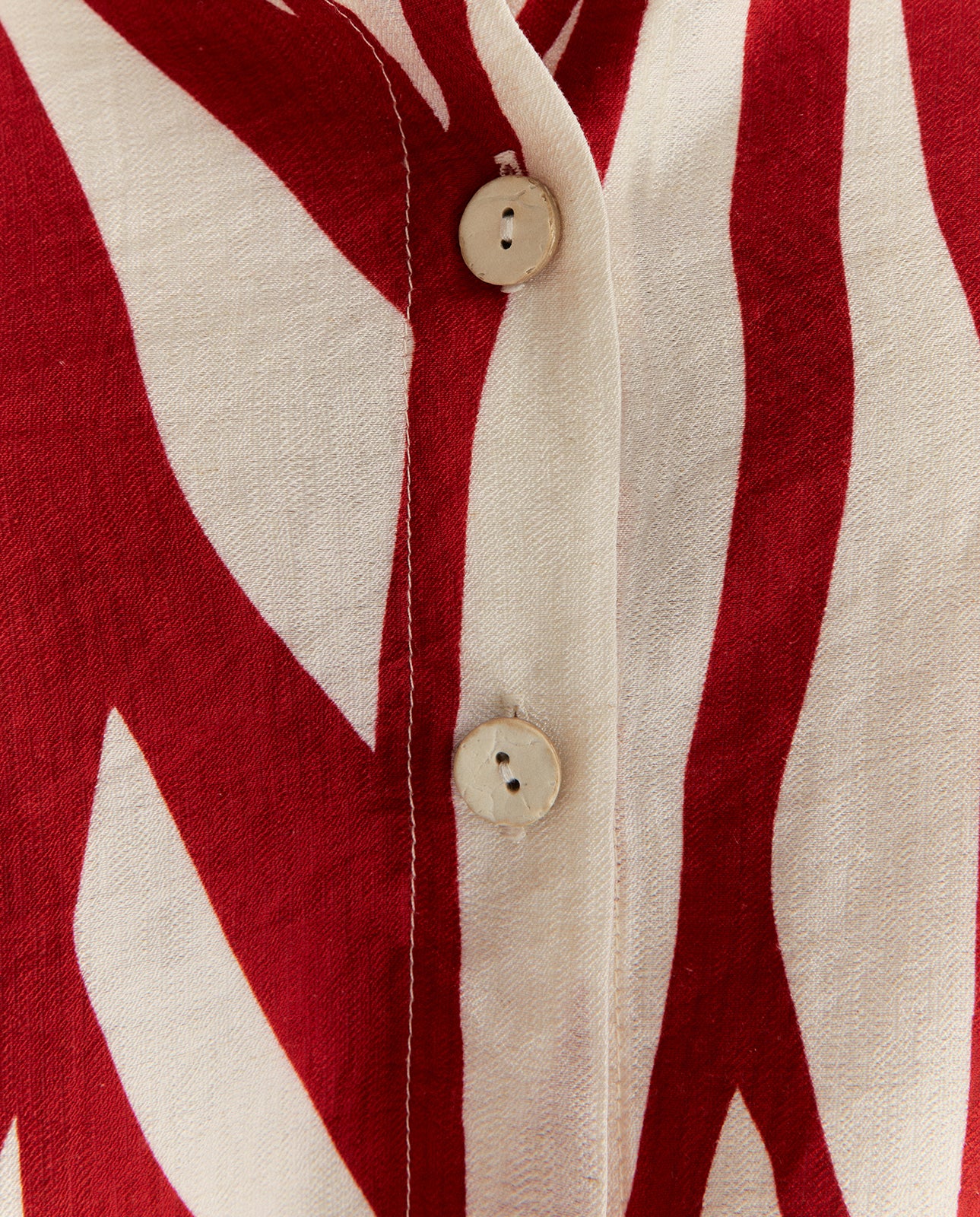 Camisa de mujer estampada cuello camisero