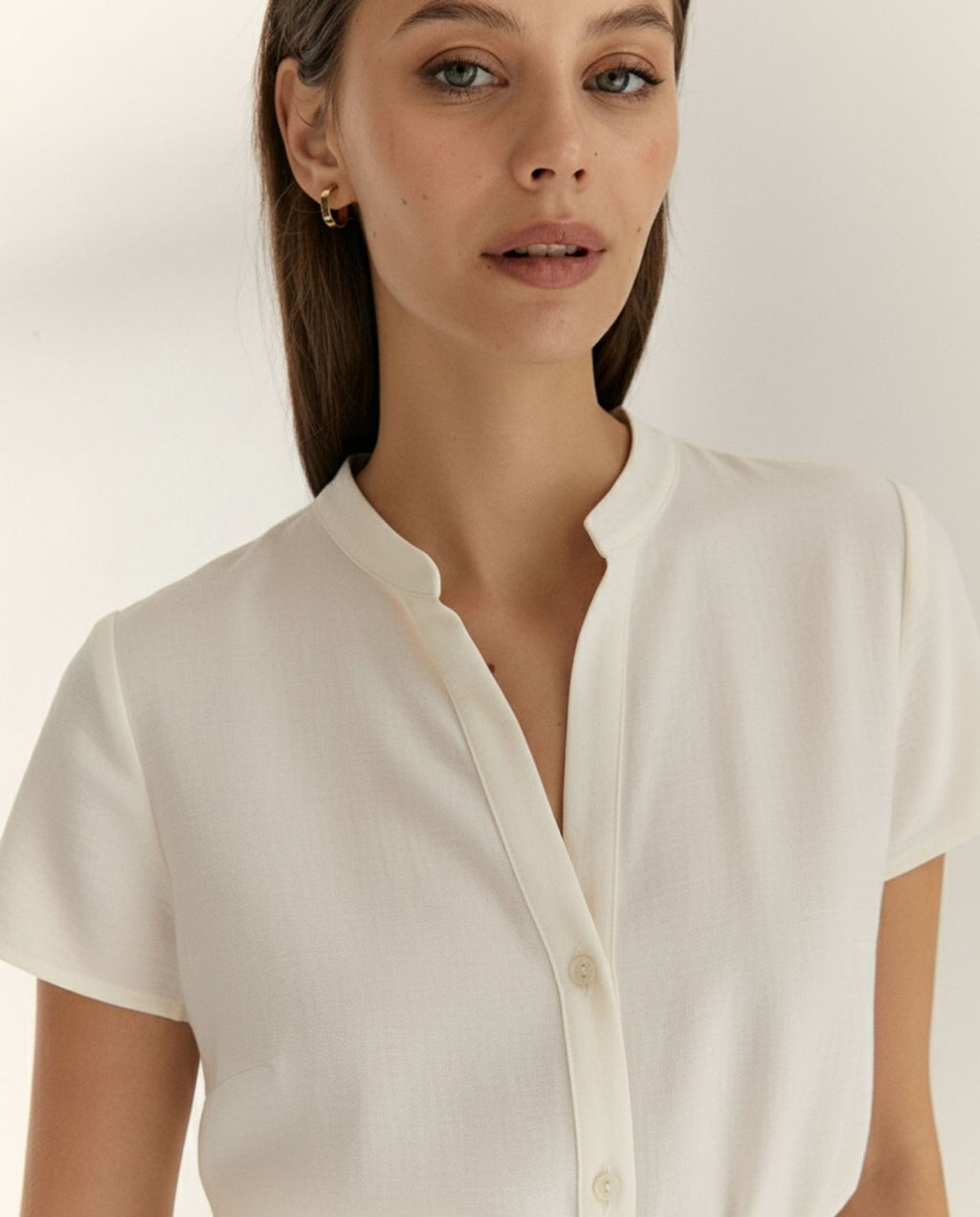 Camisa de mujer cuello mao manga corta