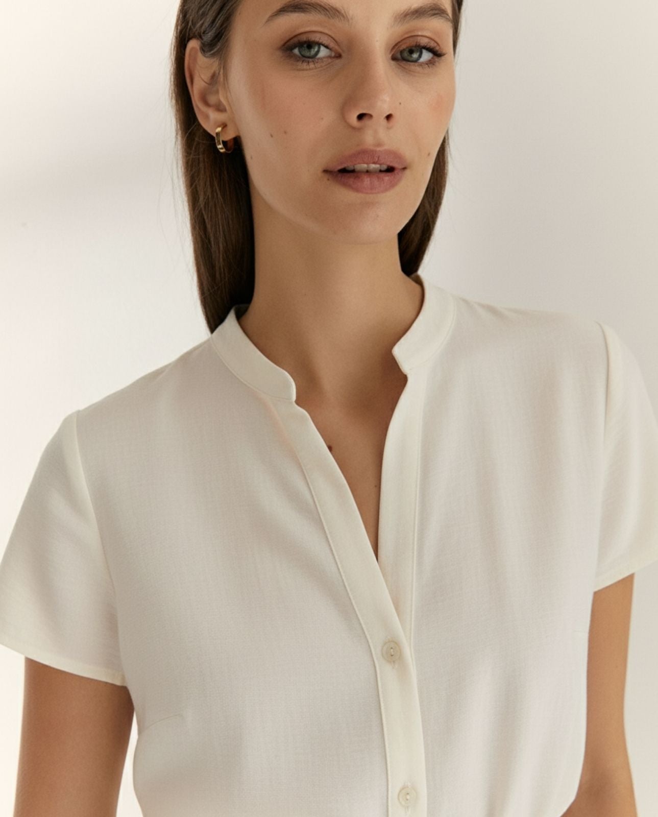 Camisa de mujer cuello mao manga corta