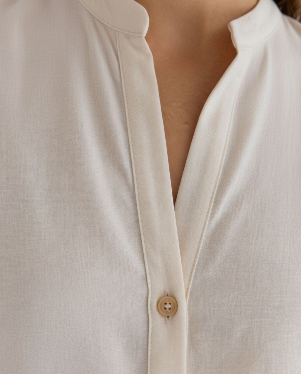 Camisa de mujer cuello mao manga corta