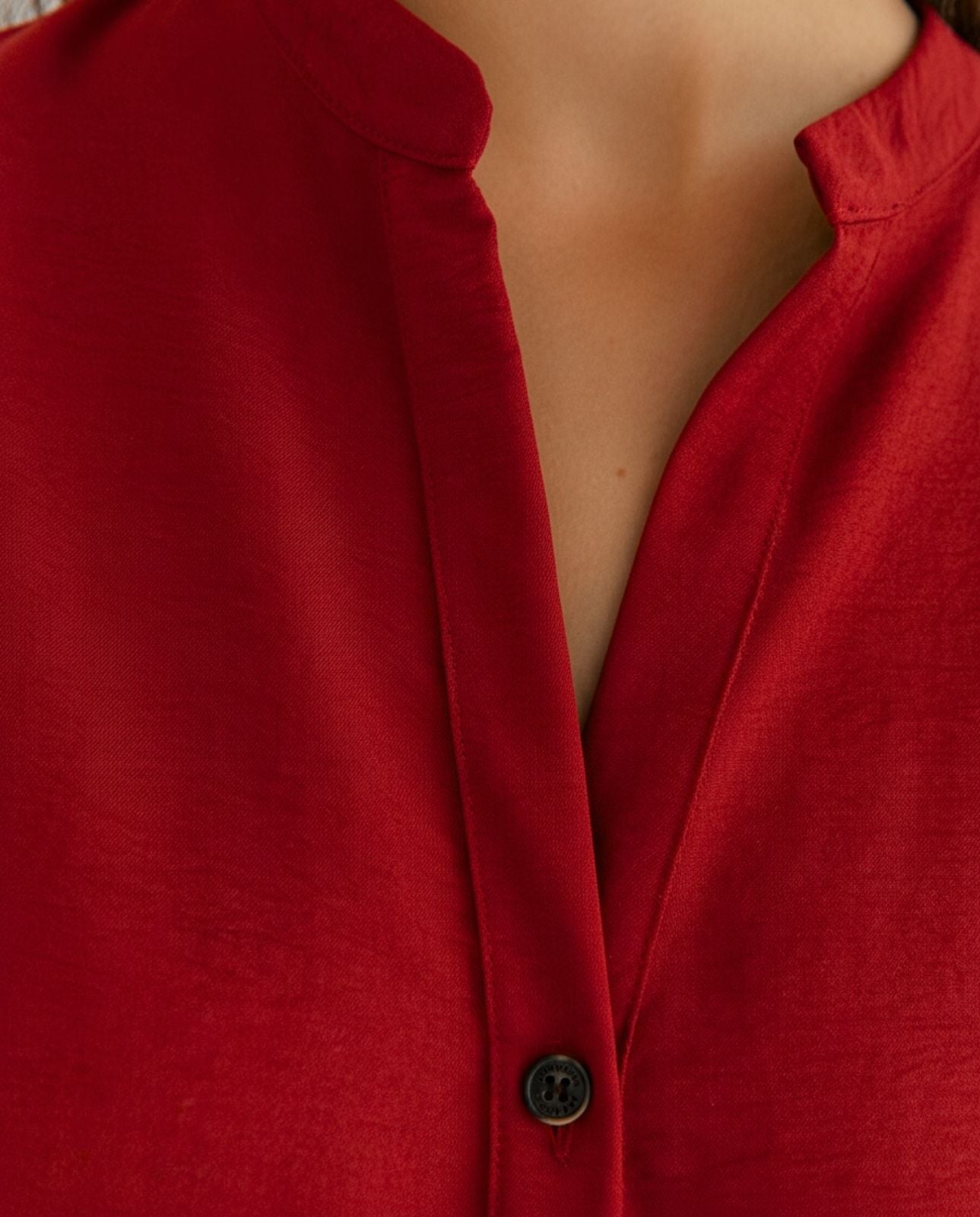 Camisa de mujer cuello mao manga corta