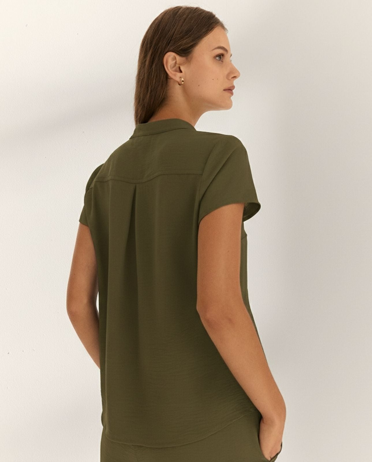 Camisa de mujer cuello mao manga corta