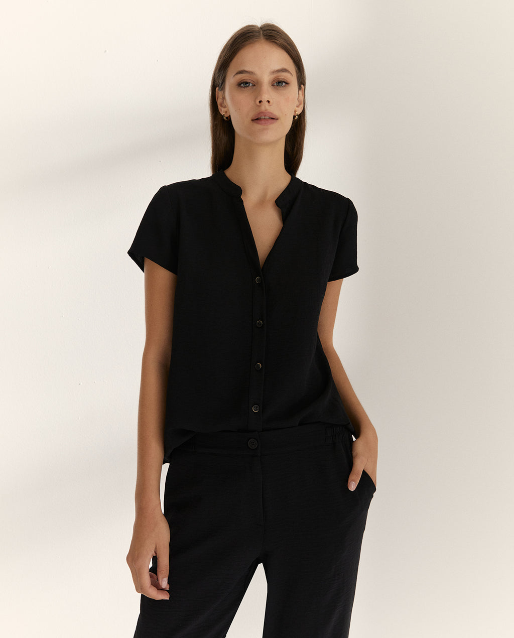 Camisa de mujer cuello mao manga corta