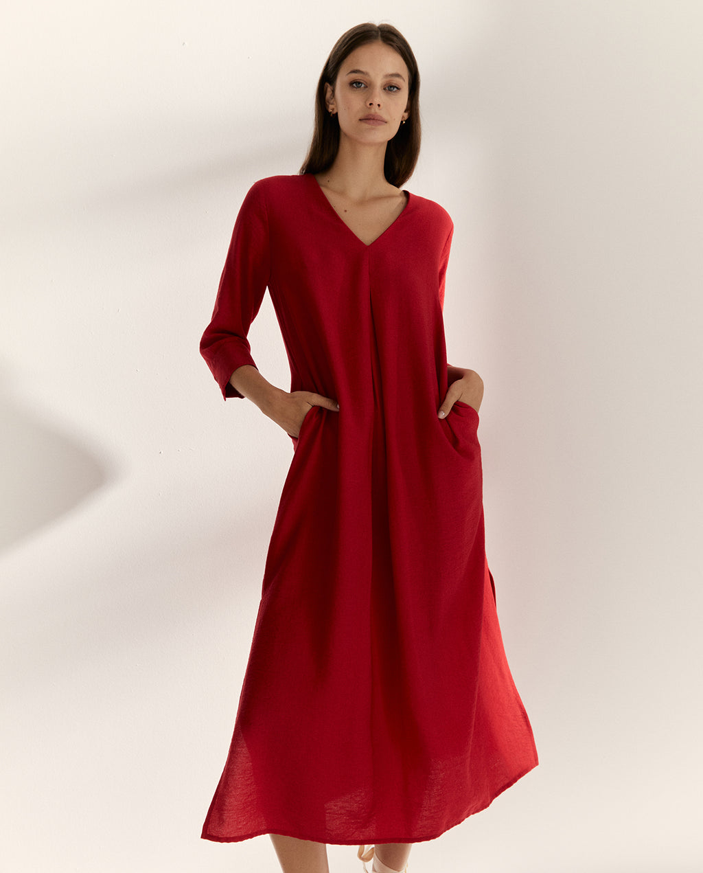 Vestido largo cuello pico manga francesa