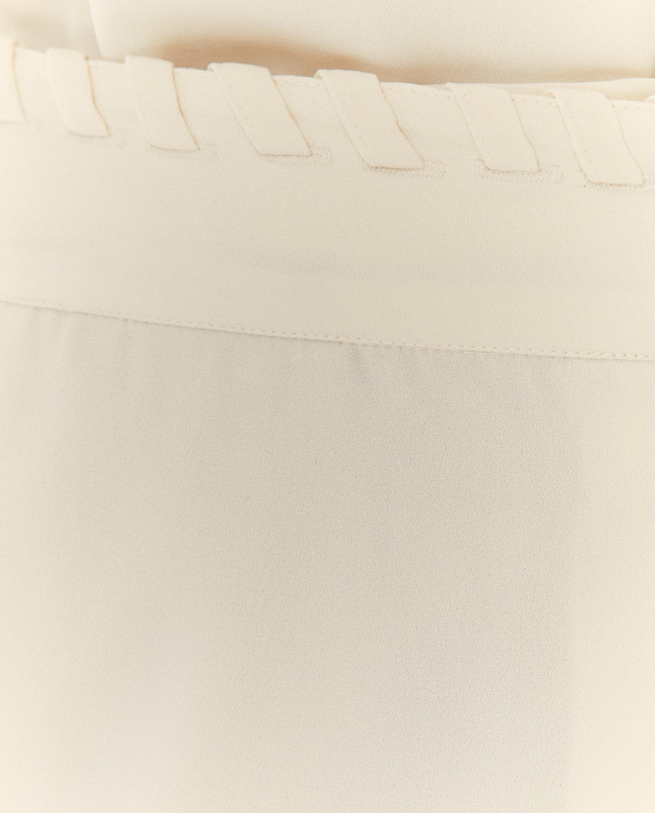 Pantalón recto de mujer tiro alto