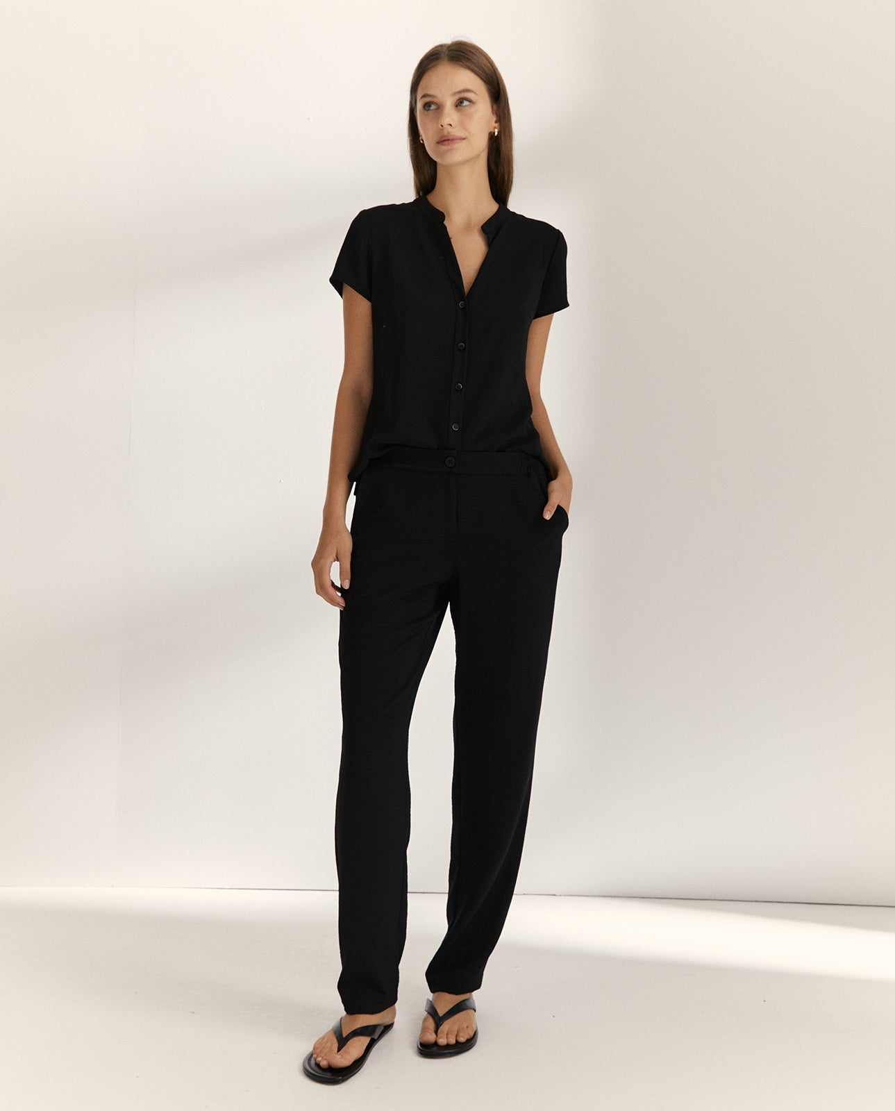 Pantalón recto de mujer cintura elástica