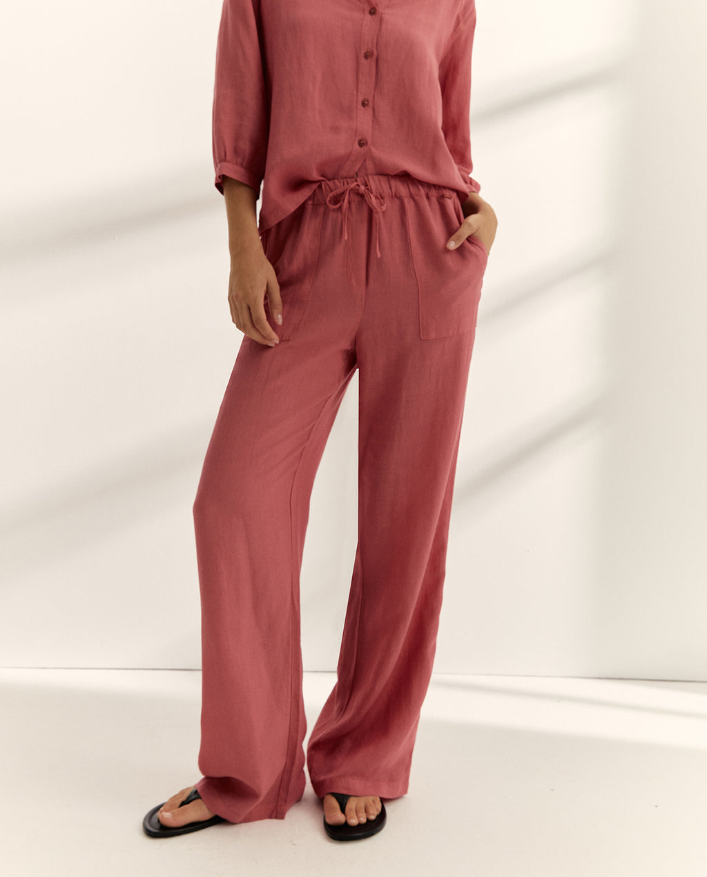 Pantalón recto de mujer cintura elástica