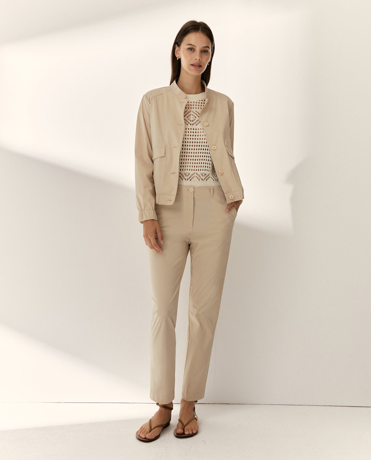 Pantalón recto de mujer tobillero