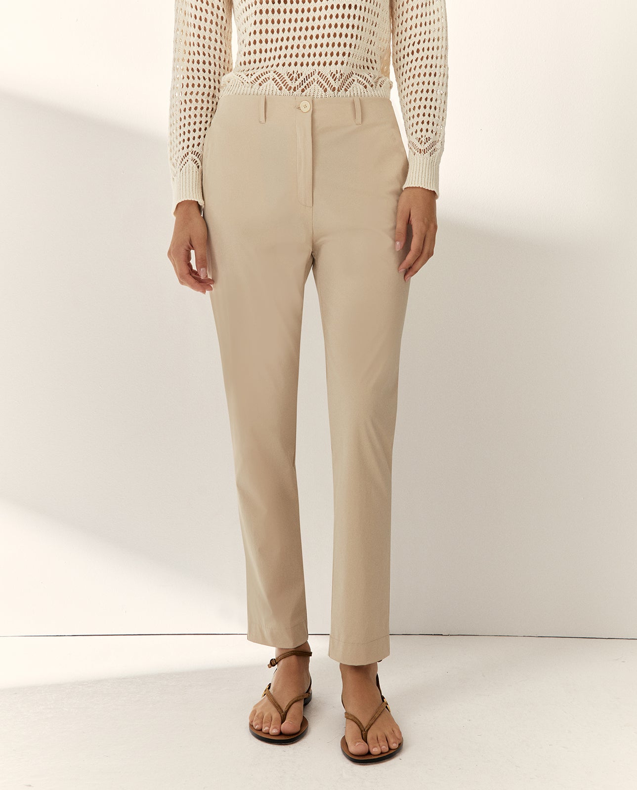 Pantalón recto de mujer tobillero