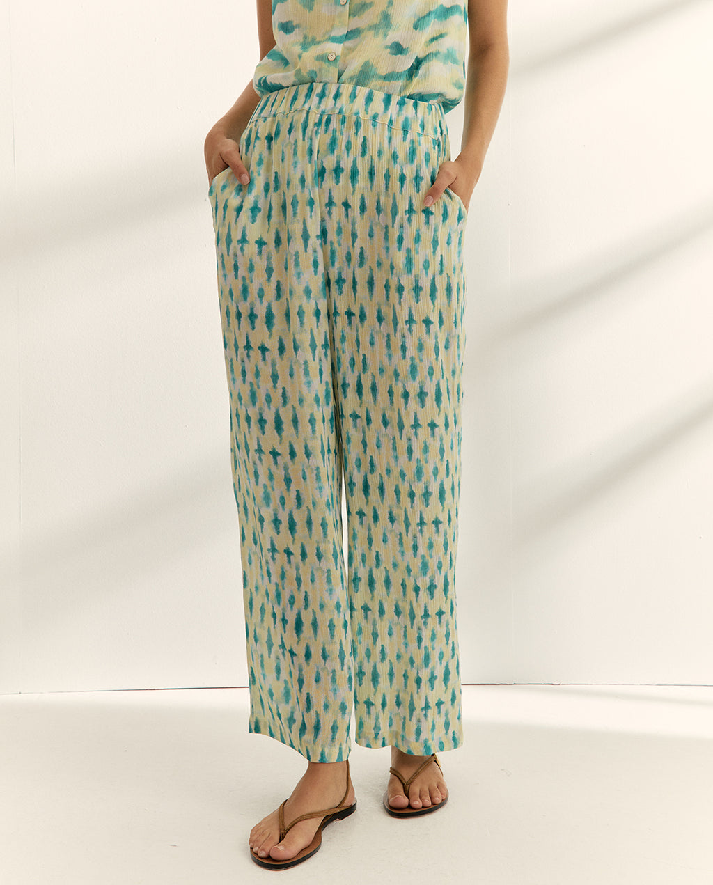 Pantalón recto de mujer estampado cintura elástica