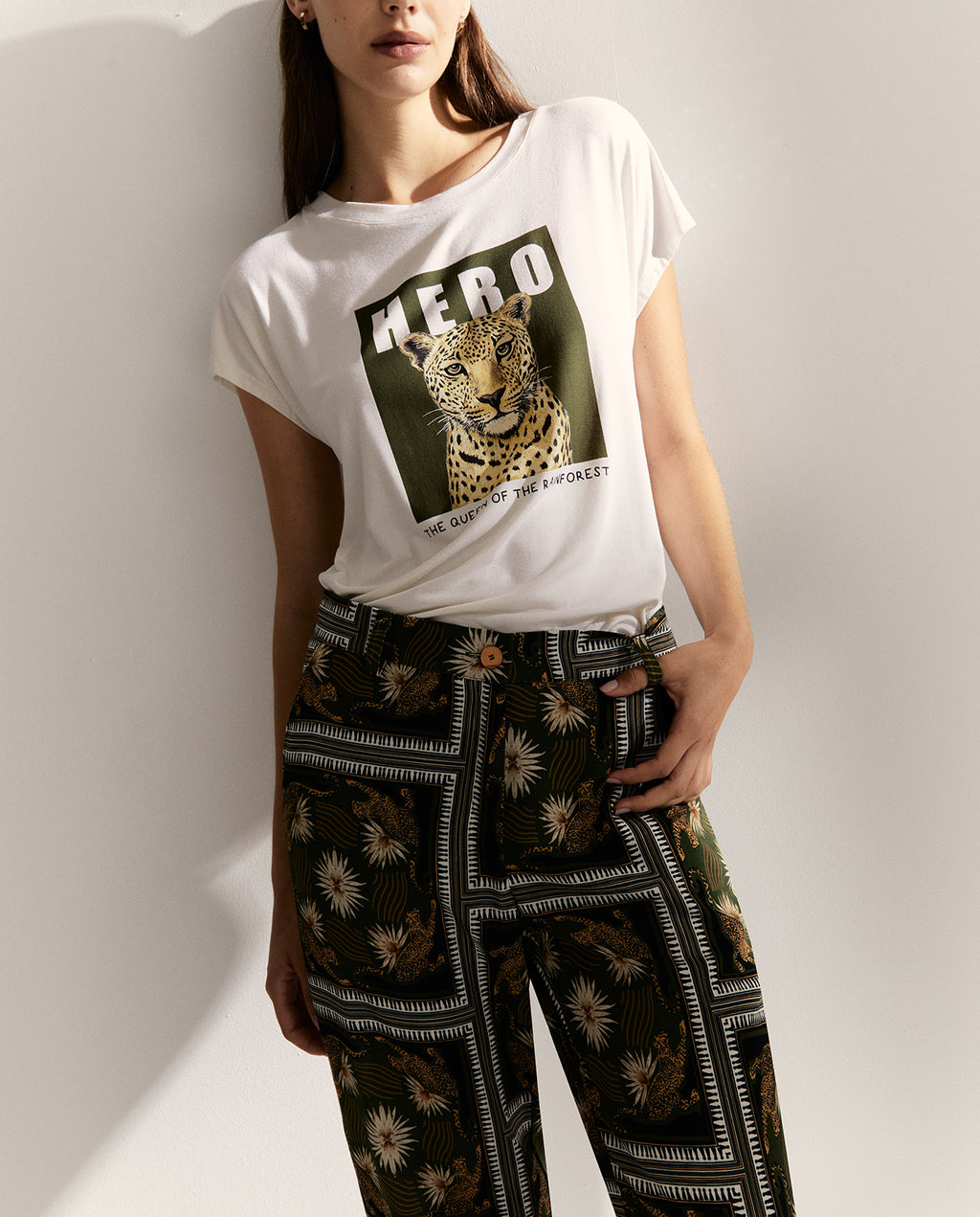 Pantalón recto de mujer estampado