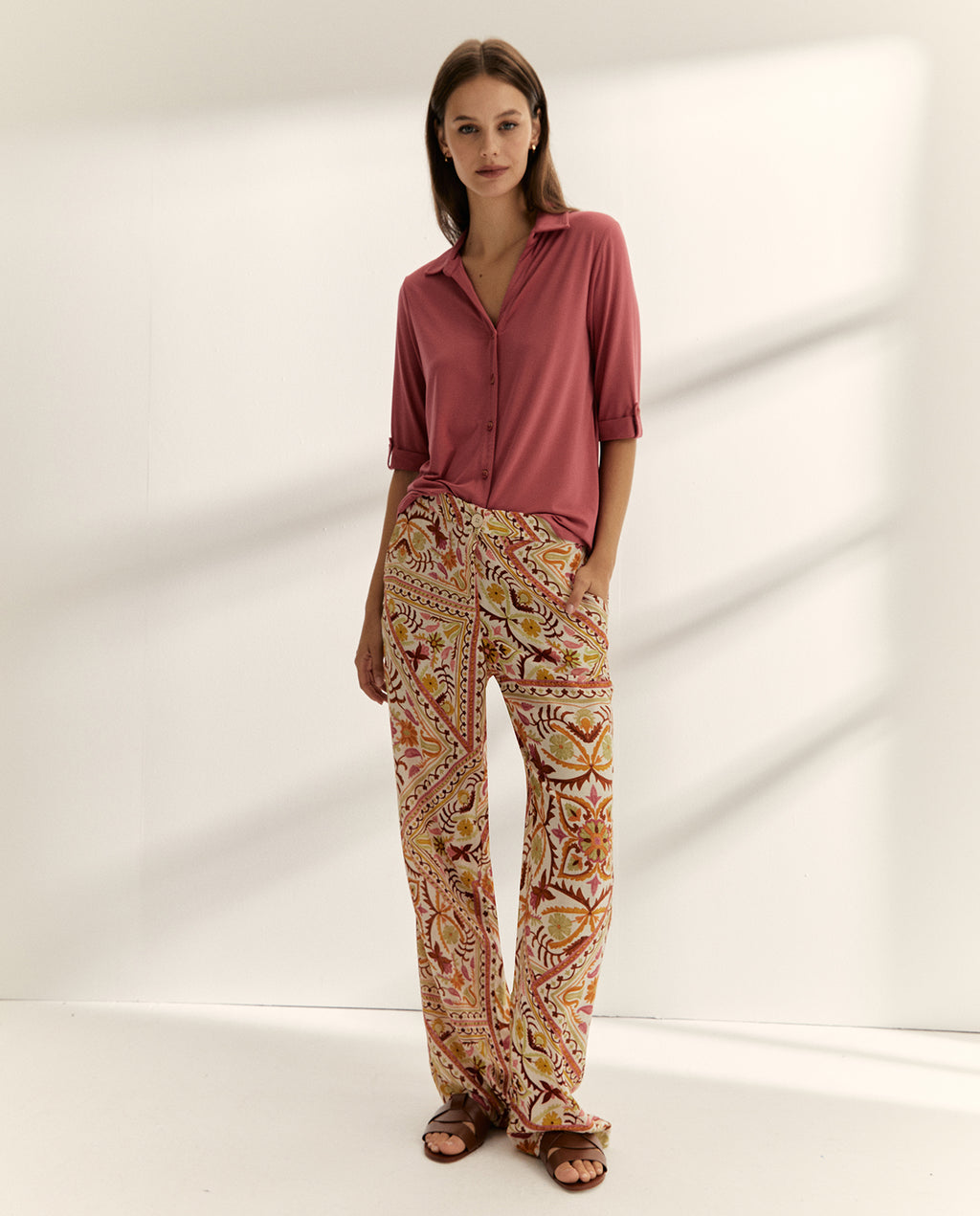 Pantalón recto de mujer cintura elástica