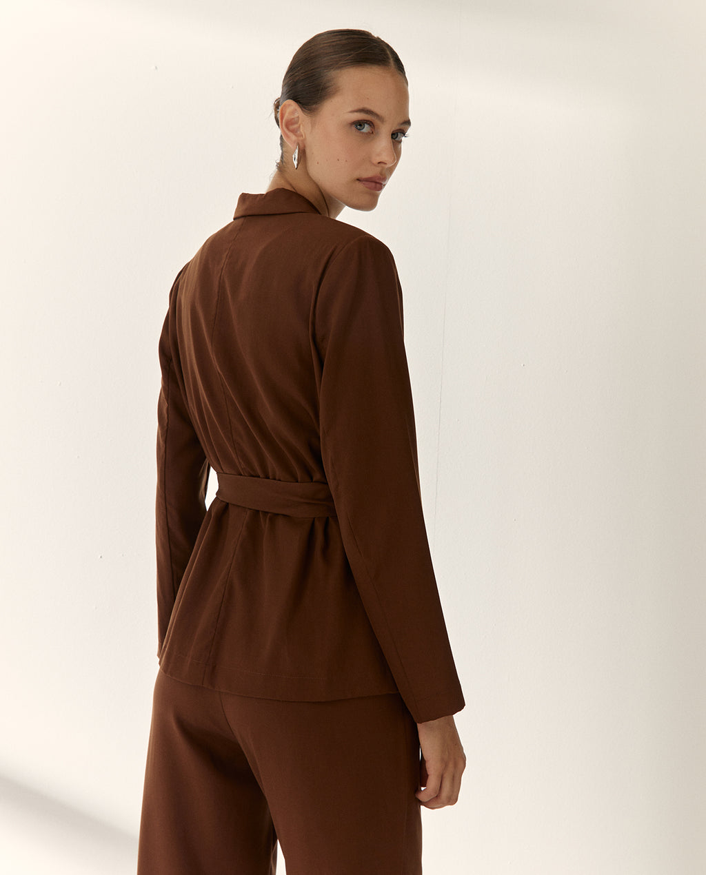 Blazer de mujer con cinturón