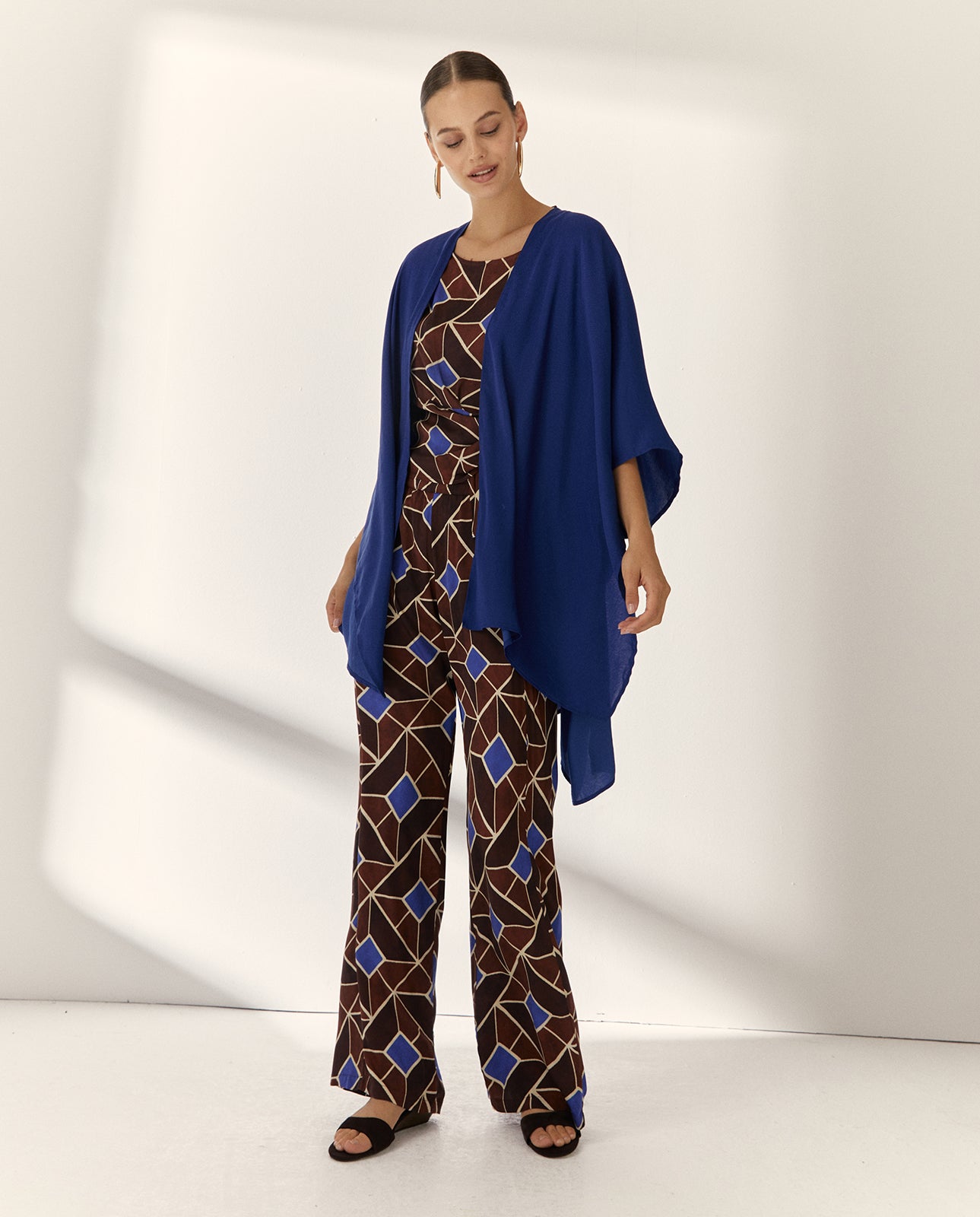 Chaqueta de mujer tipo kimono satinado