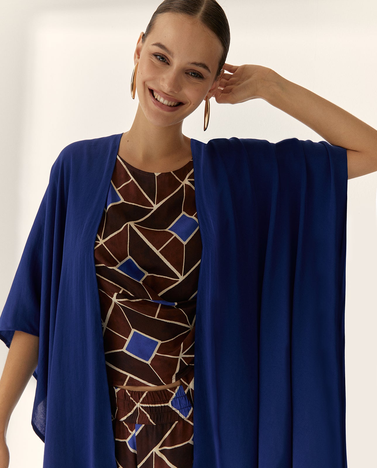 Chaqueta de mujer tipo kimono satinado