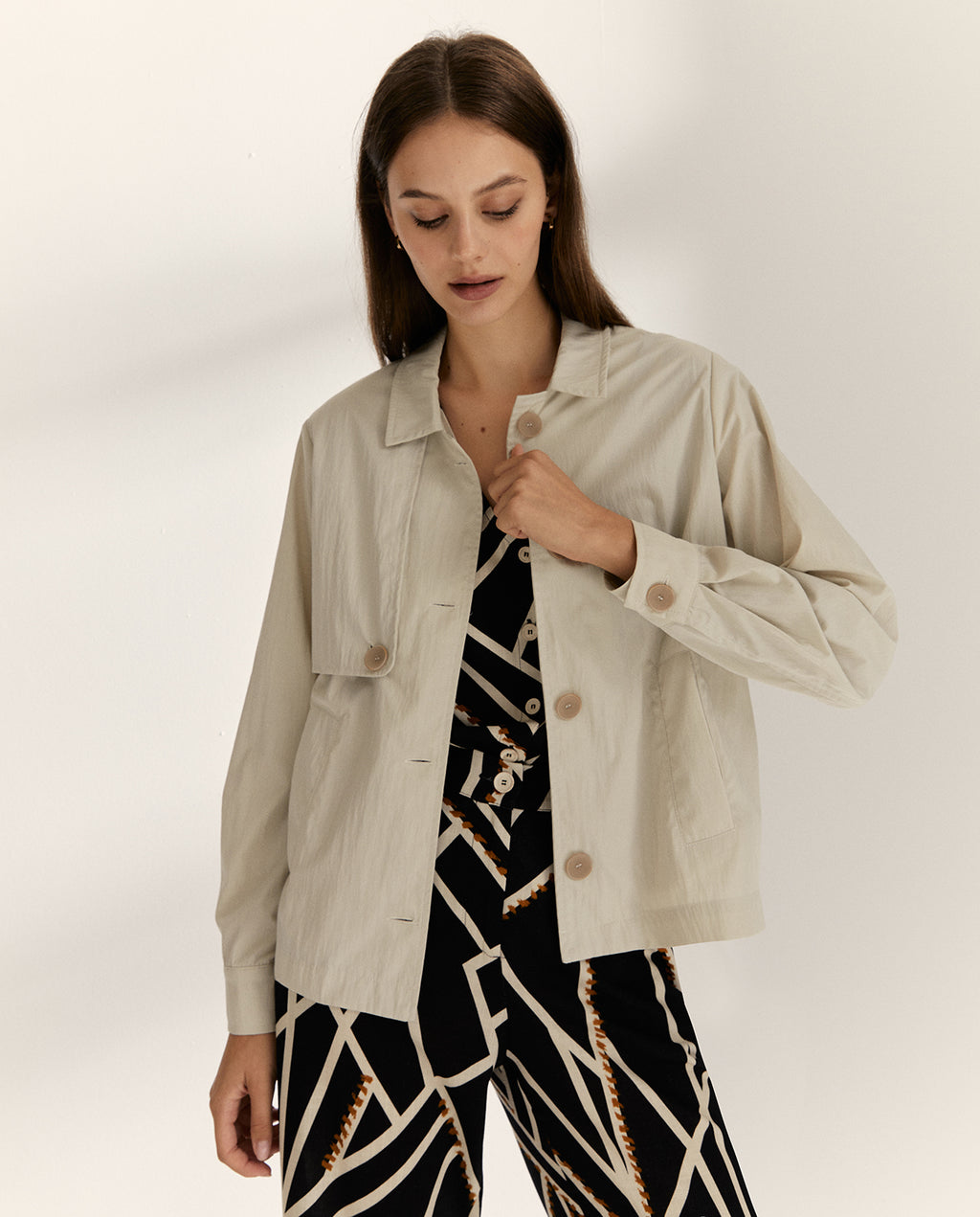 Chaqueta de mujer cuello camisero manga larga