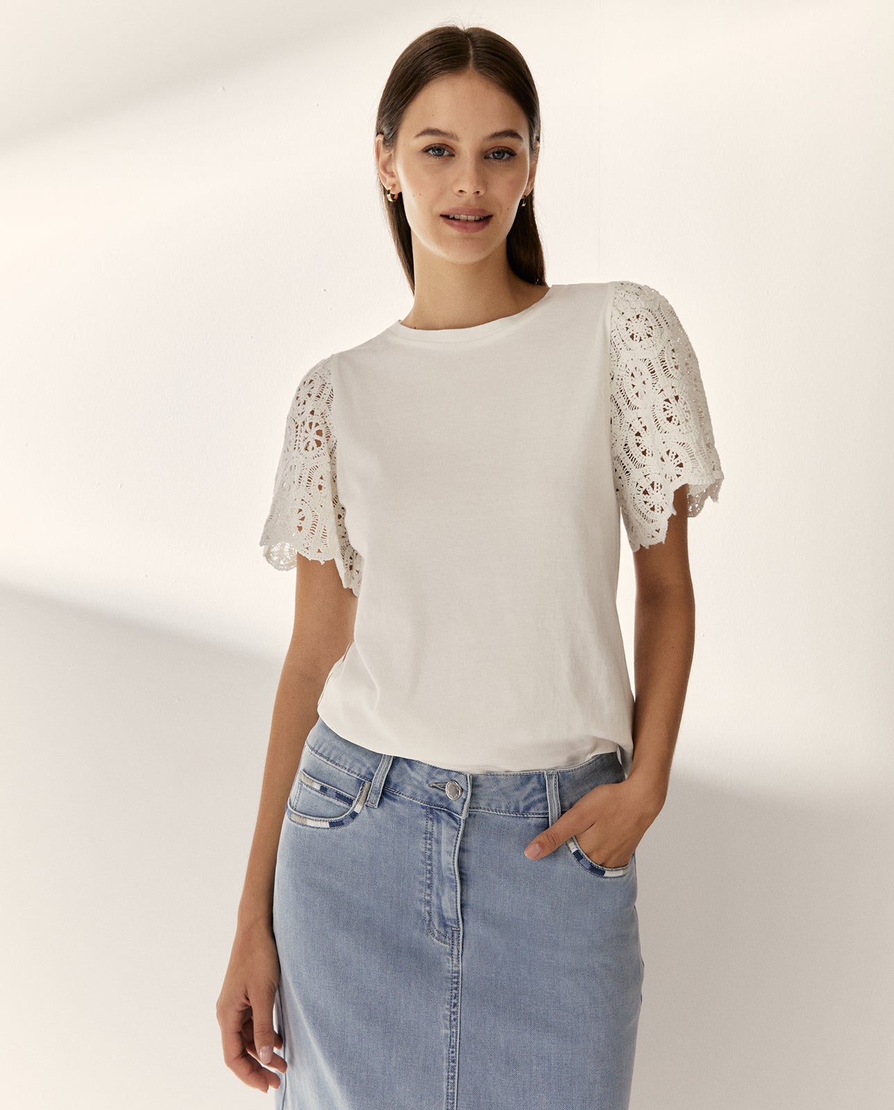 Camiseta de mujer cuello redondo manga corta