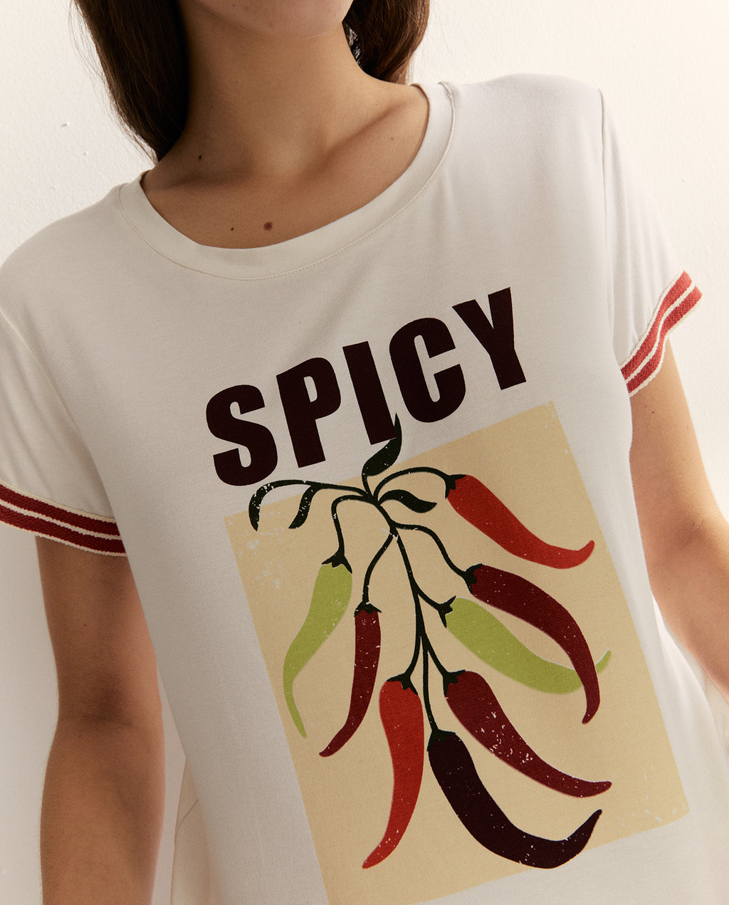 Camiseta de mujer dibujo frontal cuello redondo