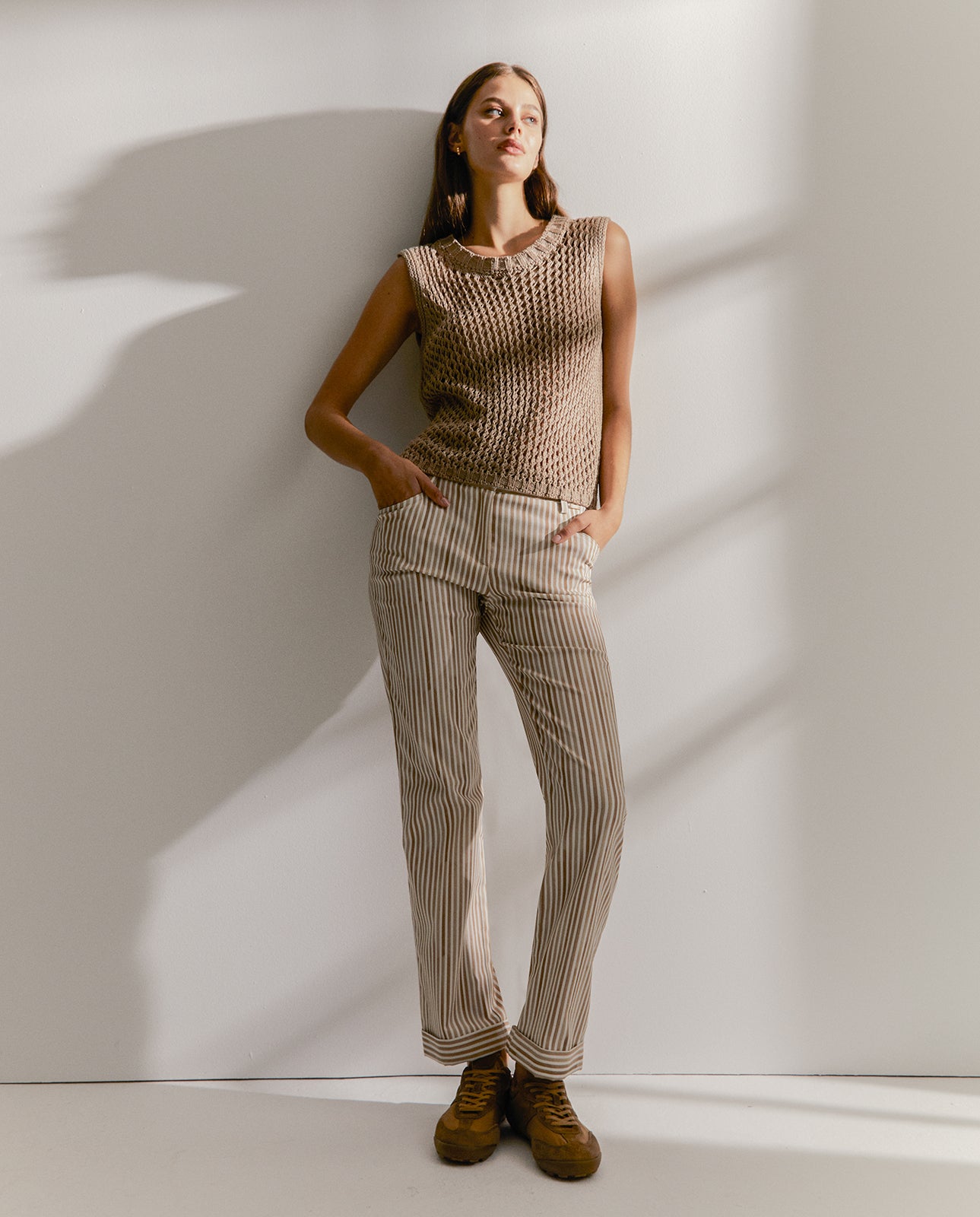 Jersey de mujer cuello redondo sin mangas