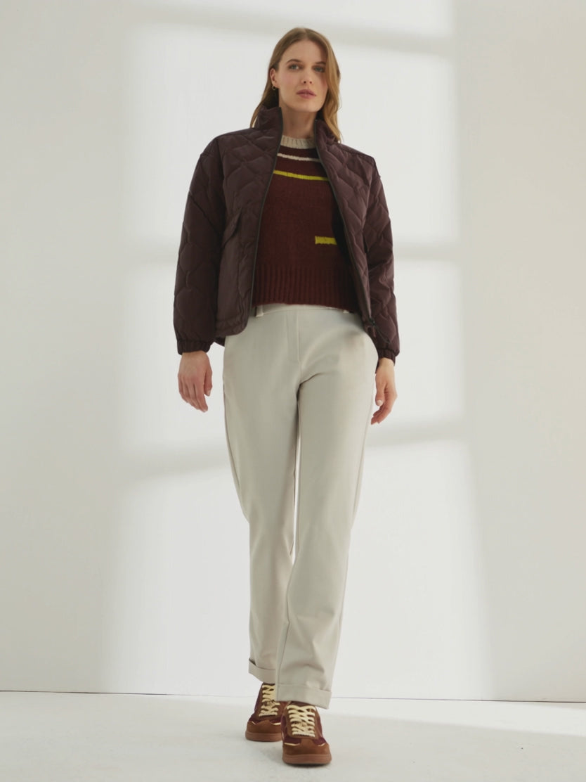 Parka corta de mujer acolchada