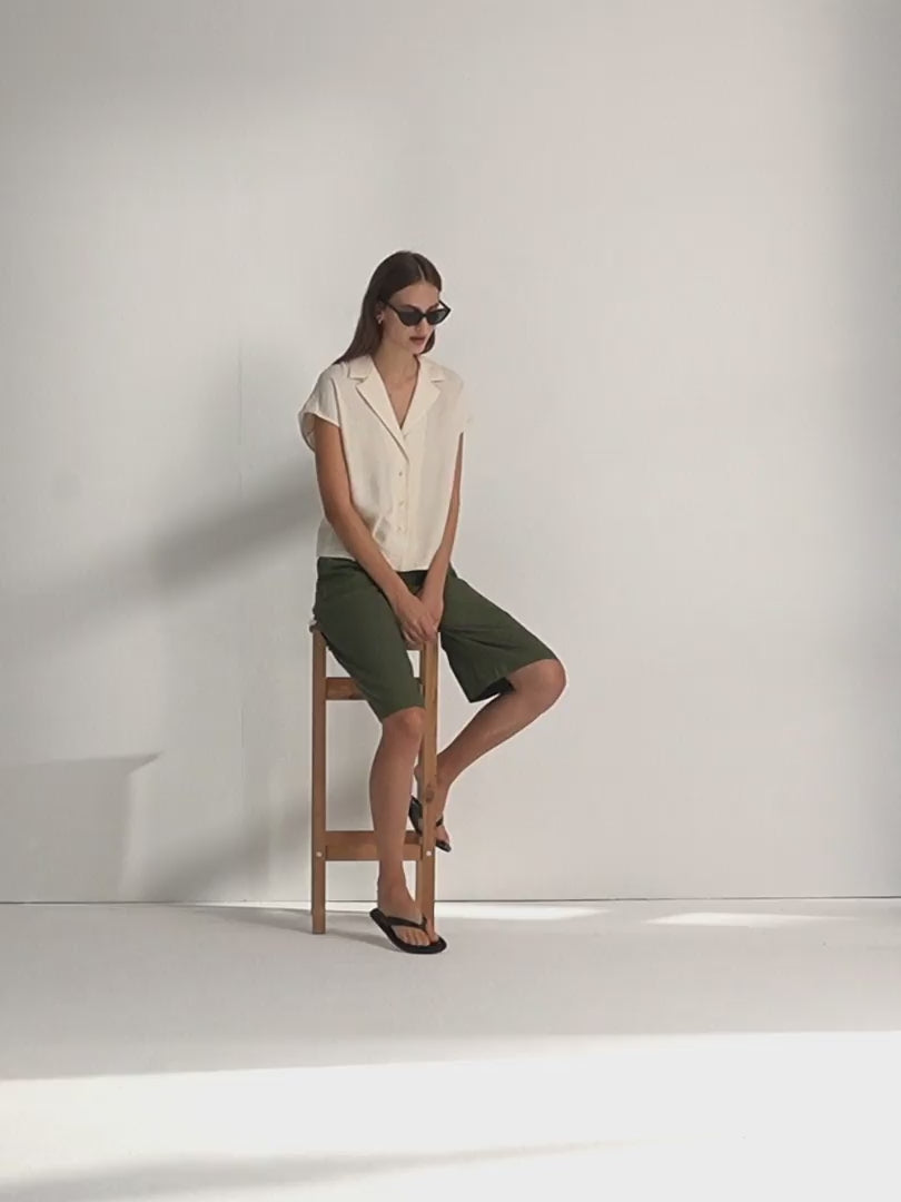 Camisa de mujer manga corta cuello solapa