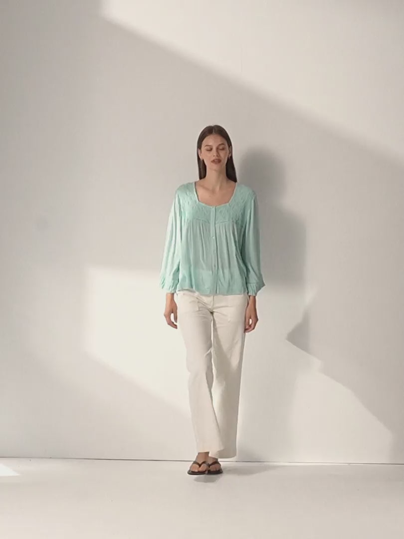 Blusa de mujer manga francesa escote cuadrado
