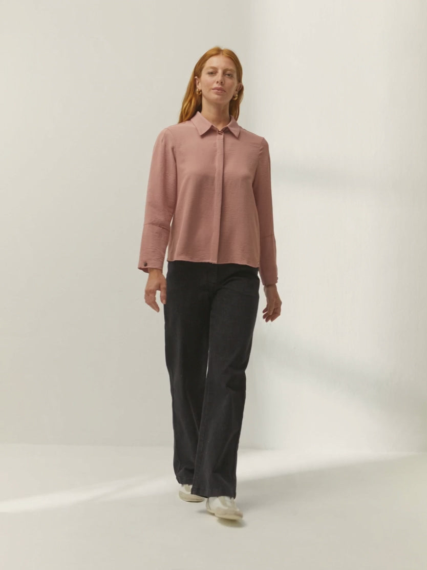 Camisa de mujer cuello camisero manga larga