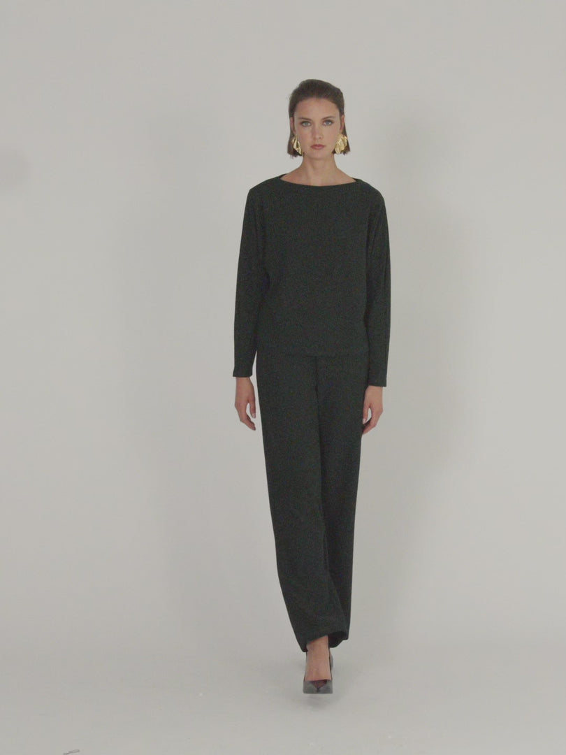 Women's long-sleeved boat-neck T-shirt