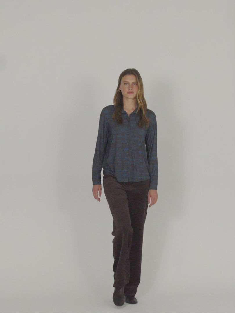 Camisa de mujer punto estampado cuello camisero