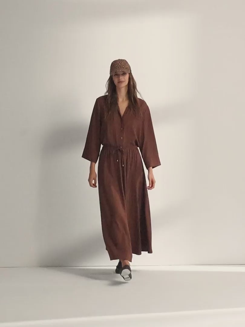 Camisa de mujer cuello mao forma pico manga francesa