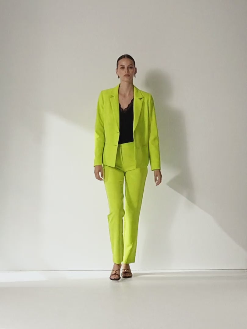 Blazer de mujer ajustada manga larga con botonadura