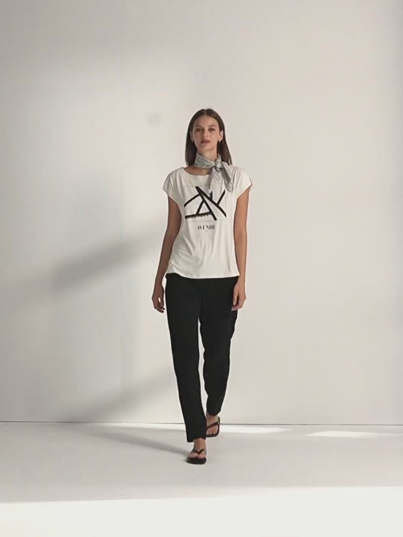 Camiseta de mujer dibujo frontal escote redondo